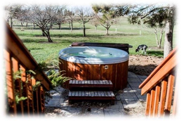 Pheasant Haven Lodge Hot Tub